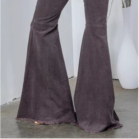 Fashion on Earth Gray Flare Corduroy Pants Women’s Small - Picture 4 of 6